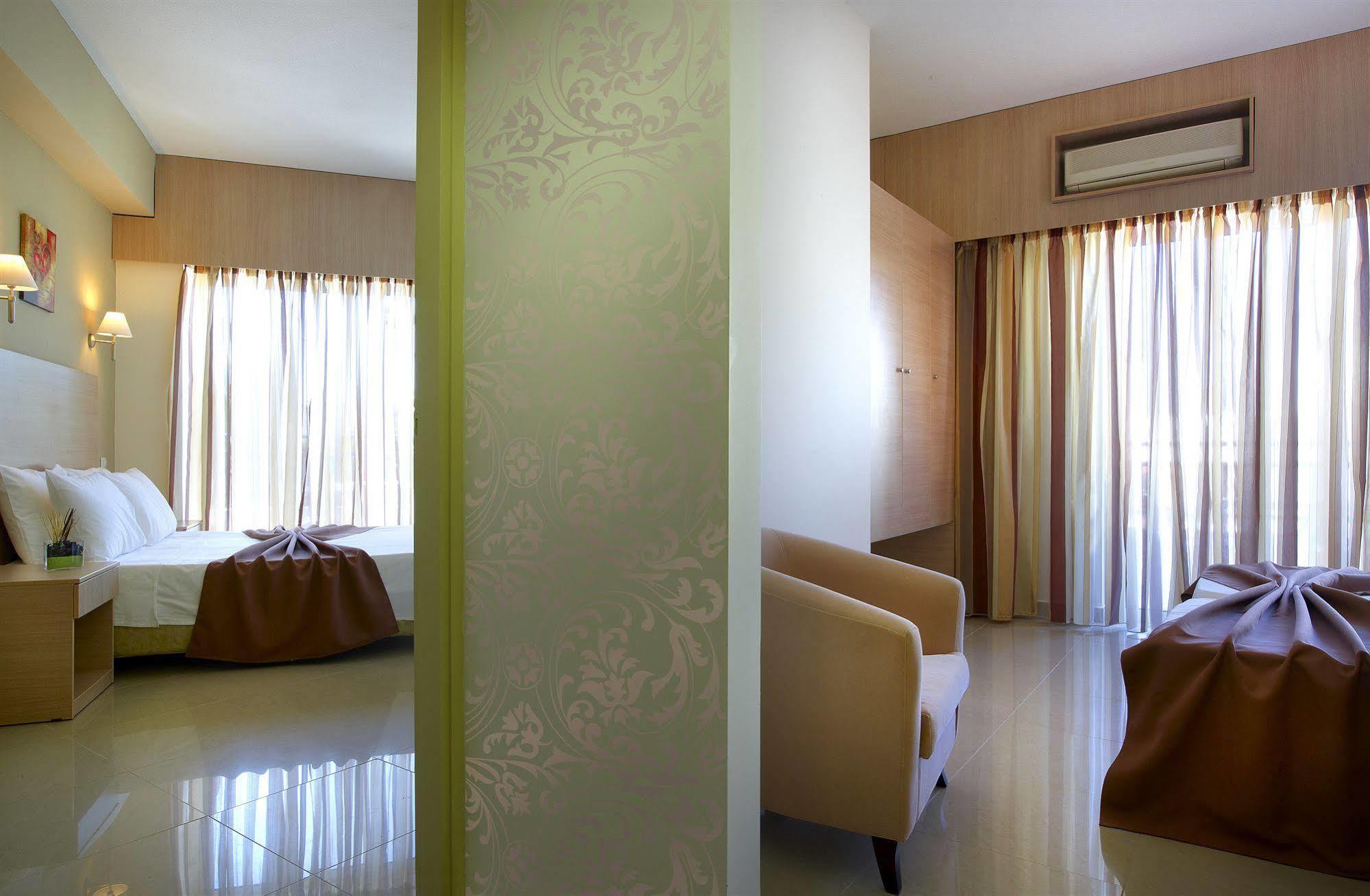Eurohotel Katrin Hotel & Bungalows (Adults Only) Ираклион Экстерьер фото